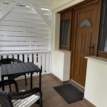 Szem-s Vendégház Balatonszárszó Exterior foto